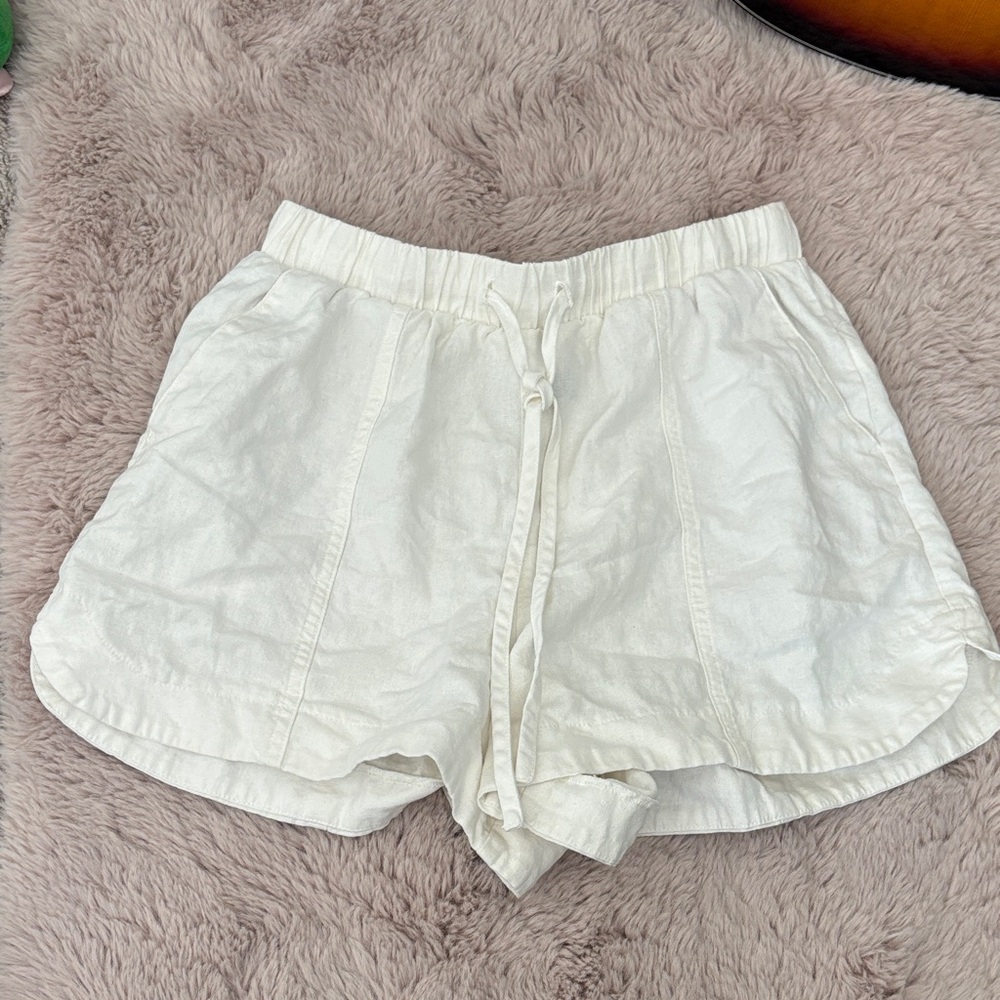 Universal Thread Women's Cream Beach Shorts